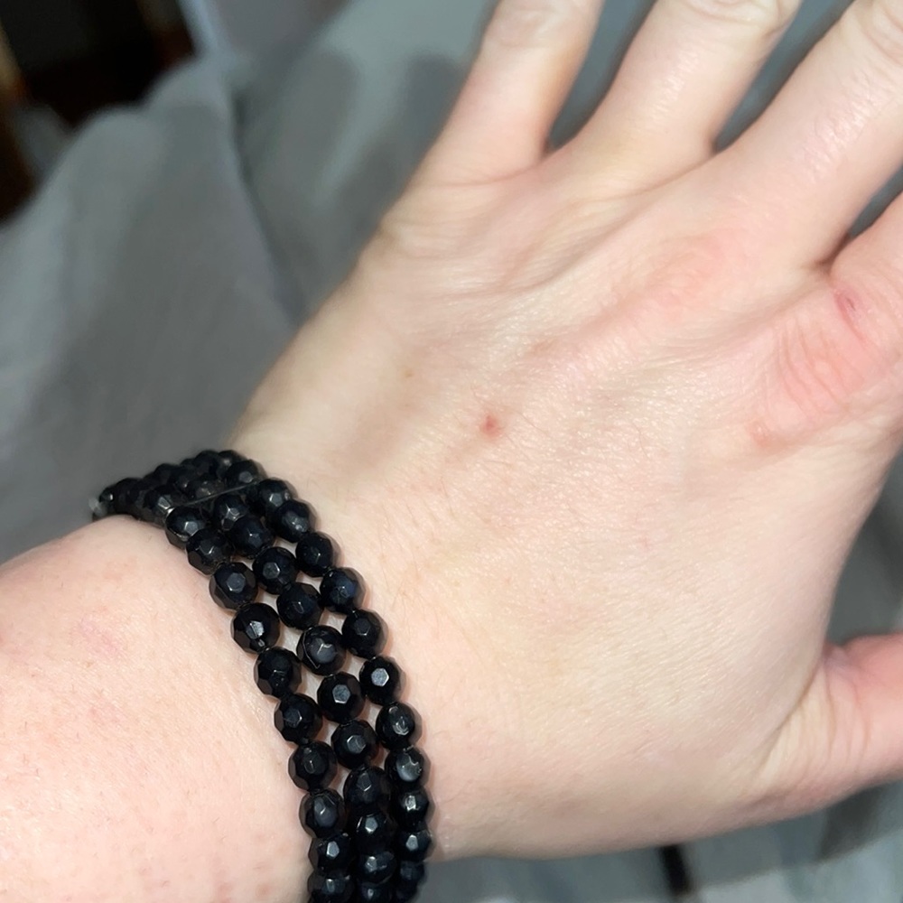 Stage black beaded bracelet new and cute one size fits all